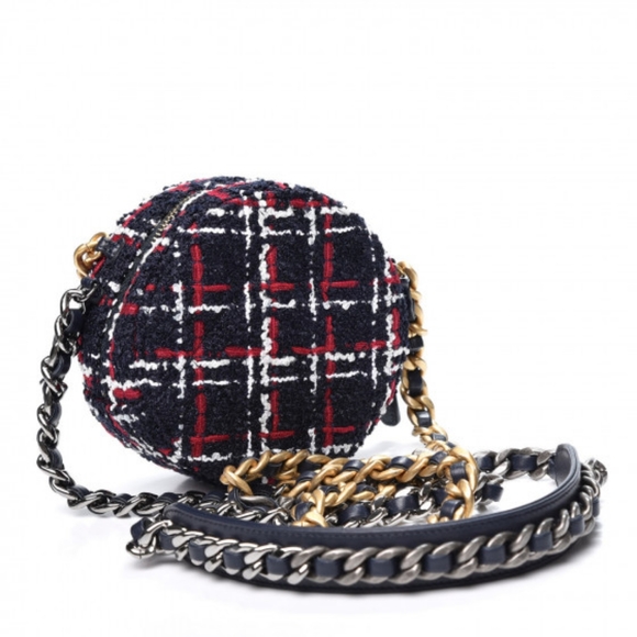 CHANEL 19 Round Clutch on chain tweed - Picture 11 of 16